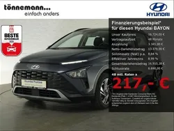 Grau Gebraucht 2023 Hyundai Bayon Trend SUV | 16.724 € (Guter Preis)