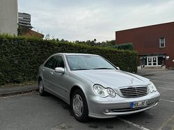 Silber Gebraucht 2003 Mercedes C200 Limousine | 2.000 € (Guter Preis)