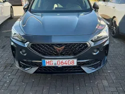 Grau Gebraucht 2023 Cupra Formentor SUV | 24.950 € (Guter Preis)