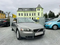 Braun Gebraucht 2004 Volvo S40 Kinetic Limousine | 3.499 € (Fairer Preis)