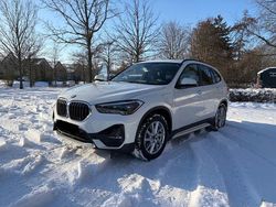 Weiß Gebraucht 2020 BMW X1 Sport Line SUV | 18.000 € (Guter Preis)