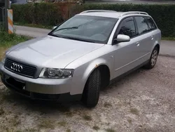 Silber Gebraucht 2003 Audi A4 Kombi | 950 € (Guter Preis)