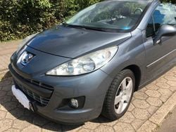 Grau Gebraucht 2010 Peugeot 207 CC Filou Cabrio | 3.400 € (Fairer Preis)