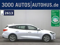Weiss Gebraucht 2020 Ford Focus Cool & Connect Kombi | 8.780 € (Guter Preis)