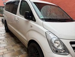 Grau Gebraucht 2018 Hyundai H-1 Van / Kleinbus | 20.500 € (Superpreis)