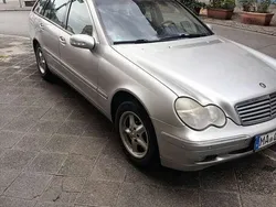 Gebraucht 2002 Mercedes C200 Elegance Kombi | 1.000 € (Guter Preis)