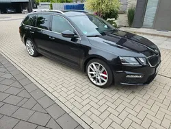 Schwarz Gebraucht 2017 Skoda Octavia RS Kombi | 18.333 € (Fairer Preis)