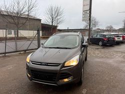 Grau Gebraucht 2016 Ford Kuga Titanium SUV | 8.000 € (Fairer Preis)