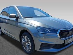 Graphite grau metallic met. graphite grau metallic met. Gebraucht 2023 Skoda Fabia Tour Kleinwagen | 18.877 € (Etwas zu teuer)