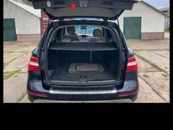 Blau Gebraucht 2012 Mercedes ML350 SUV | 22.000 € (Fairer Preis)