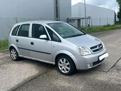 Silber Gebraucht 2005 Opel Meriva Van / Kleinbus | 650 € (Superpreis)