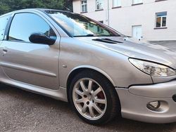 Silber Gebraucht 1999 Peugeot 206 GT Limousine | 2.999 €