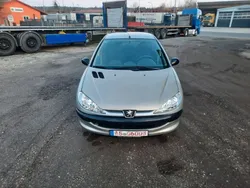 Silber Gebraucht 2005 Peugeot 206 Filou Limousine | 1.500 € (Fairer Preis)