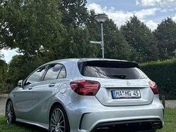 Grau Gebraucht 2018 Mercedes A45 AMG AMG Kleinwagen | 34.900 € (Etwas zu teuer)