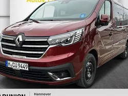 Rot Gebraucht 2023 Renault Trafic Van | 61.960 €