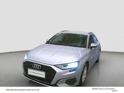 Florettsilber metallic Gebraucht 2024 Audi A3 Ambiente | 27.840 € (Fairer Preis)