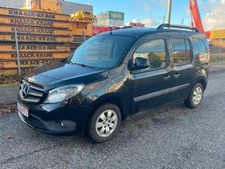 Schwarz Gebraucht 2015 Mercedes Citan 109 Kombi | 6.500 € (Guter Preis)