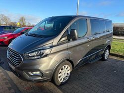 Grau Gebraucht 2020 Ford Tourneo Titanium Van / Kleinbus | 25.900 € (Guter Preis)