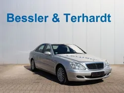 Silber Gebraucht 2004 Mercedes S500 Limousine | 13.990 €