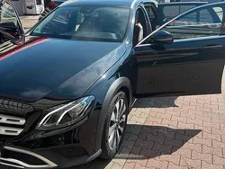Schwarz Gebraucht 2018 Mercedes E200 Kombi | 21.000 € (Teuer)