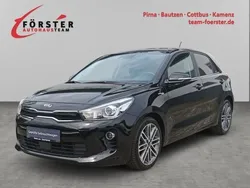 Schwarz Gebraucht 2017 Kia Rio Platinum Edition Limousine | 13.890 € (Fairer Preis)