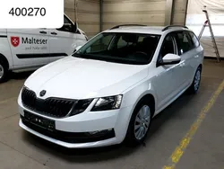 Weiß Gebraucht 2020 Skoda Octavia Ambition Kombi | 18.750 € (Superpreis)