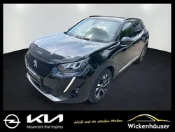 Lackierung schwarz perla nera/ Gebraucht 2021 Peugeot e-2008 Allure SUV | 20.990 € (Fairer Preis)