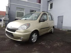 Gold Gebraucht 2001 Toyota Yaris Sol Kombi | 2.299 € (Fairer Preis)