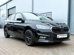 Schwarz Gebraucht 2022 Skoda Fabia Ambition Limousine | 14.950 € (Guter Preis)