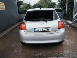 Grau Gebraucht 2008 Toyota Auris Limousine | 3.150 € (Fairer Preis)