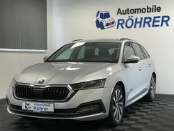 Silber brilliantsilber metallic (metallic) Gebraucht 2021 Skoda Octavia First Edition Kombi | 18.500 € (Guter Preis)
