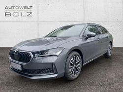 Grau Gebraucht 2024 Skoda Superb Selection Kombi | 32.390 € (Guter Preis)