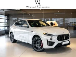Bianco avio Gebraucht 2022 Maserati Levante SUV | 109.990 €