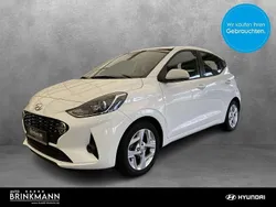 Weiß Gebraucht 2021 Hyundai i10 Edition 30 Kleinwagen | 11.990 € (Fairer Preis)