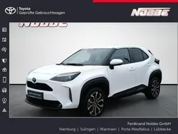Weiß Gebraucht 2022 Toyota Yaris Cross Team SUV | 22.500 € (Fairer Preis)