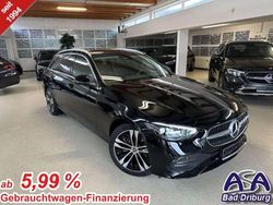 Nachtschwarz Gebraucht 2024 Mercedes C220 Avantgarde Kombi | 39.990 € (Fairer Preis)