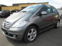 Grau Gebraucht 2009 Mercedes A170 Limousine | 3.550 € (Fairer Preis)