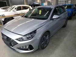 Shimmering silver Gebraucht 2023 Hyundai i30 Trend Limousine | 13.999 € (Superpreis)