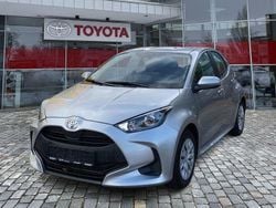 Silber Gebraucht 2022 Toyota Yaris Comfort Kleinwagen | 15.990 € (Guter Preis)