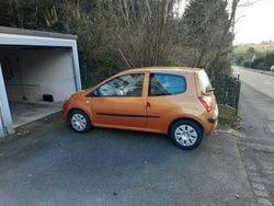 Gold Gebraucht 2008 Renault Twingo Elysee Kleinwagen | 2.250 € (Fairer Preis)