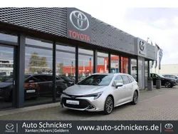 Silber Gebraucht 2024 Toyota Corolla Hybrid Team Kombi | 27.480 € (Fairer Preis)