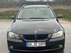 Schwarz Gebraucht 2006 BMW 320 Kombi | 4.690 € (Guter Preis)