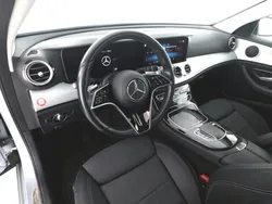 Silber Gebraucht 2021 Mercedes E220 Kombi | 29.811 €