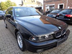 Schwarz Gebraucht 1998 BMW 523 Limousine | 4.790 € (Etwas zu teuer)