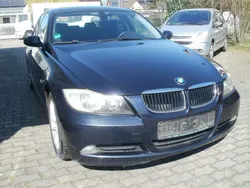 Blau Gebraucht 2007 BMW 318 Limousine | 3.300 € (Guter Preis)