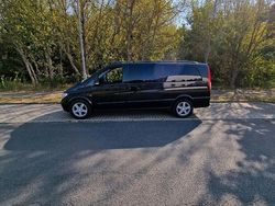 Schwarz Gebraucht 2008 Mercedes Viano Van / Kleinbus | 11.000 €