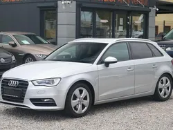 Silber Gebraucht 2013 Audi A3 Sportback Ambition Limousine | 9.490 € (Fairer Preis)
