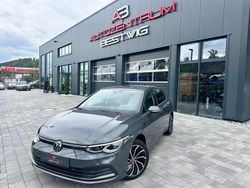 Grau Gebraucht 2020 VW Golf VIII Style Limousine | 24.995 € (Etwas zu teuer)
