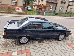 Blau Gebraucht 1989 Mitsubishi Sapporo Limousine | 3.700 €