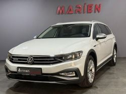 Weiß Gebraucht 2021 VW Passat Alltrack Kombi | 21.439 € (Superpreis)